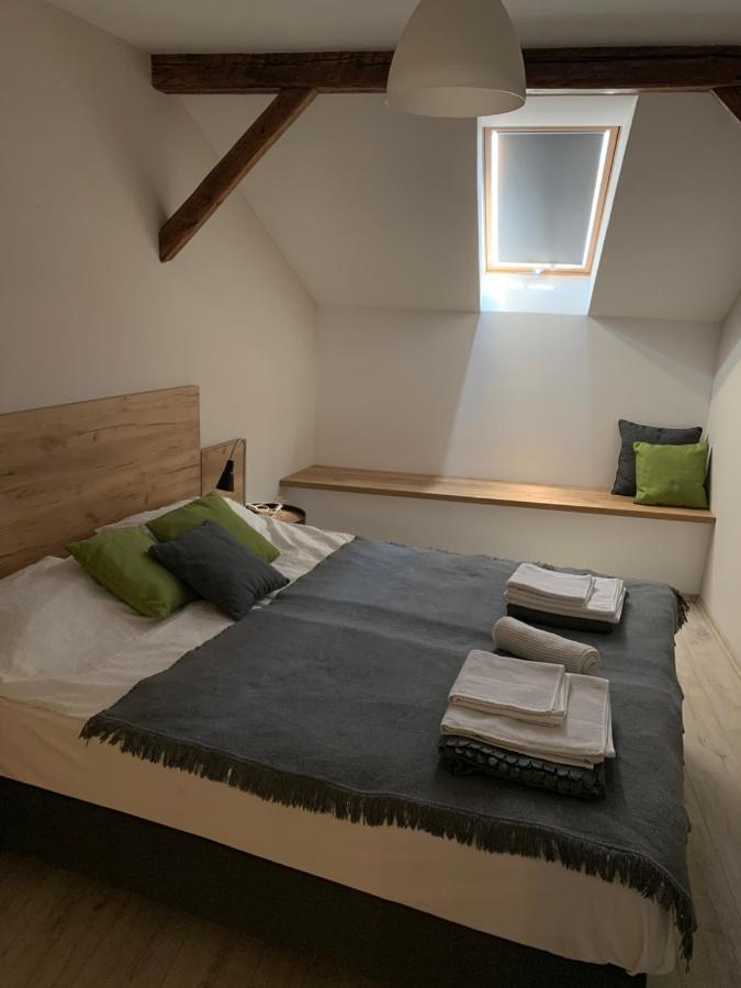 Vatus Apartmanhaz Vác Exteriér fotografie