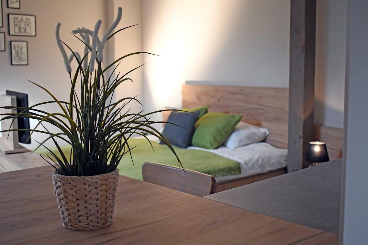 Vatus Apartmanhaz Vác Exteriér fotografie
